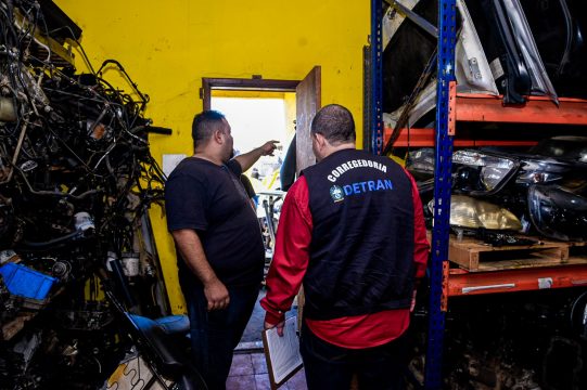 Estado do Rio intensifica operações de fiscalização nos ferros-velhos